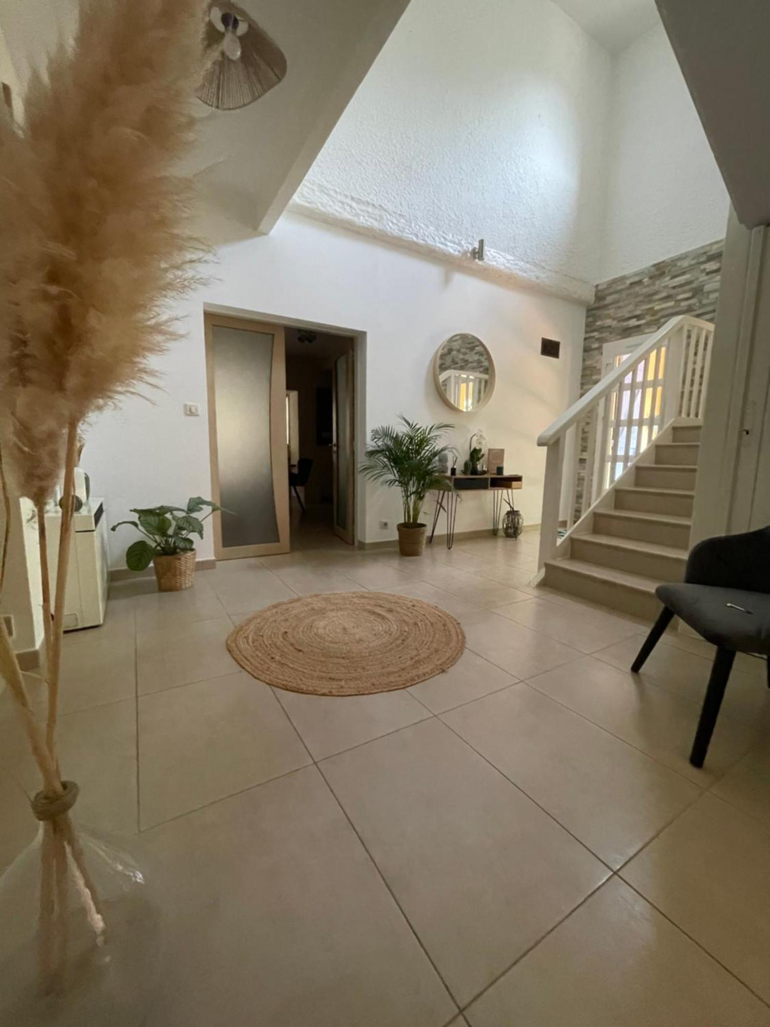 La Maison De La Cigale Forcalqueiret ภายนอก รูปภาพ